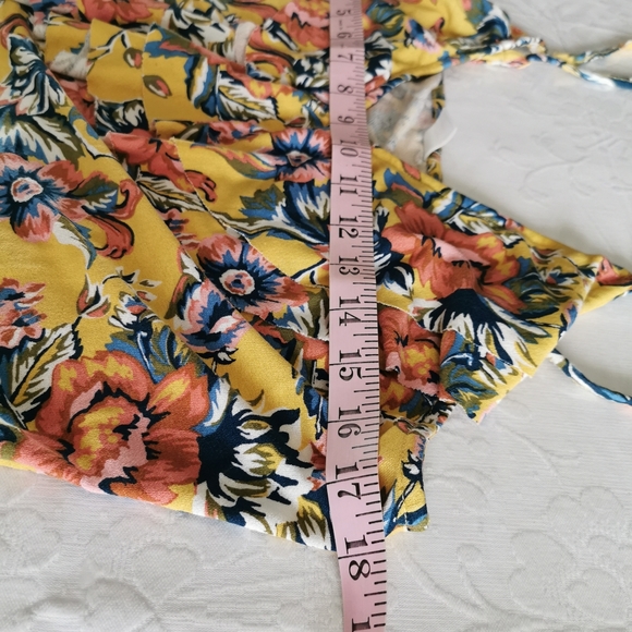 BP Floral Bodysuit Size XXL - Picture 6 of 7